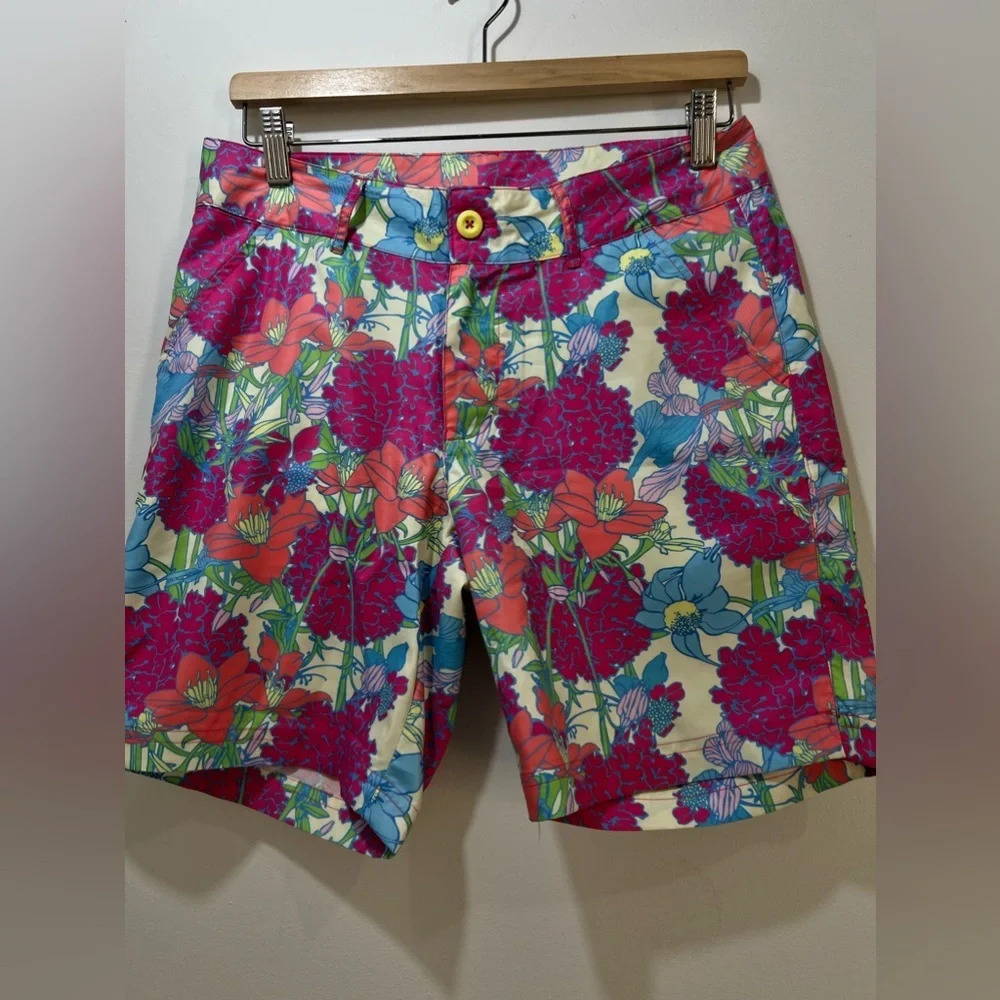 Floral print summer shorts Size 4